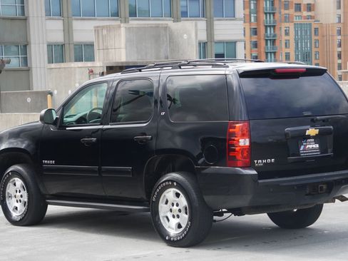 Used 2014 Chevrolet Tahoe LT image 16