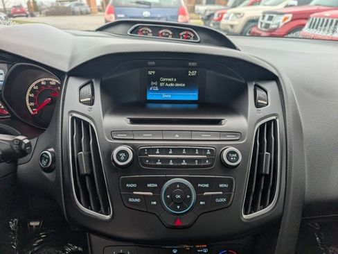 Used 2017 Ford Focus ST image 12