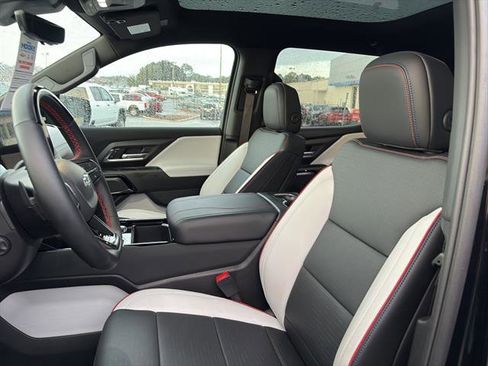 New 2025 Chevrolet Silverado EV RST AWD/4WD image 13