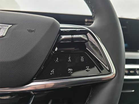 New 2026 Cadillac Lyriq Premium Luxury image 27