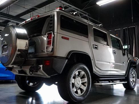 Used 2009 HUMMER H2 Luxury AWD/4WD image 25