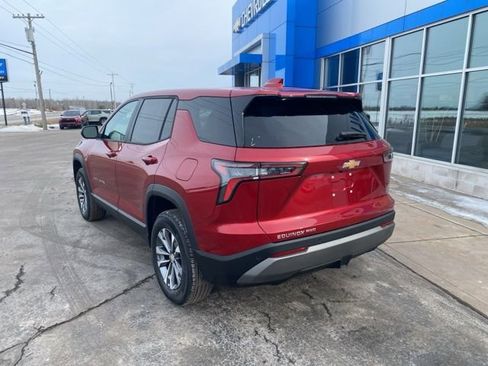 New 2026 Chevrolet Equinox LT w/ Convenience Package II image 3