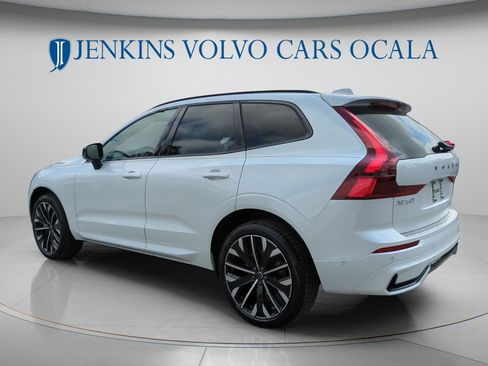 New 2026 Volvo XC60 B5 Ultra w/ Protection Package Premier AWD/4WD image 5