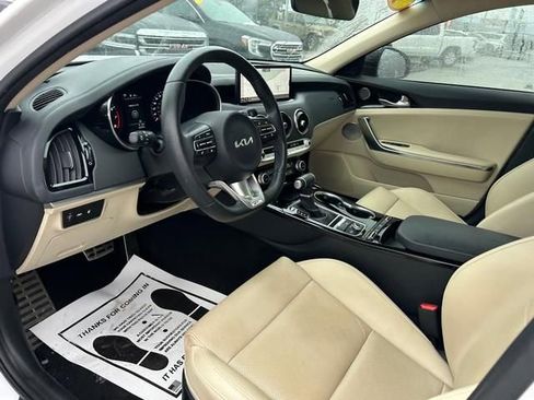 Used 2023 Kia Stinger GT-Line w/ Sun & Sound Package AWD/4WD image 11