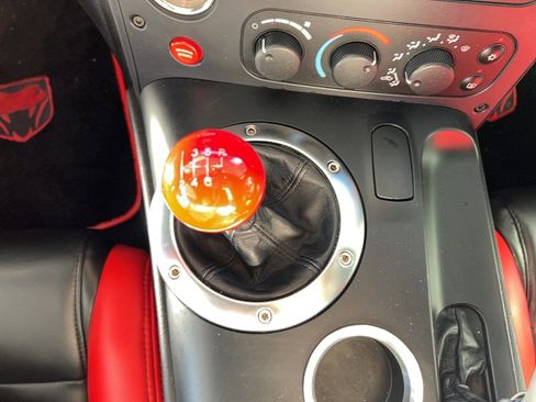 Used 2004 Dodge Viper SRT-10 image 19