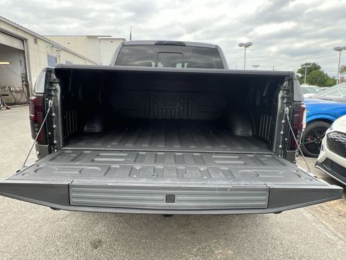 Used 2019 Ford F150 Raptor w/ Equipment Group 802A Luxury AWD/4WD image 34
