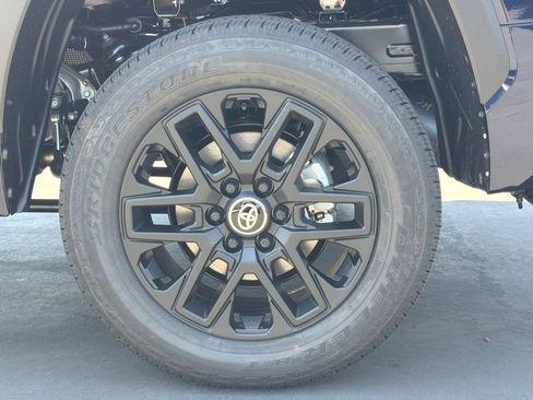 New 2026 Toyota Tundra Limited AWD/4WD image 16