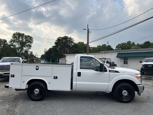 Used 2015 Ford F250 XL w/ XL Value Package RWD image 5