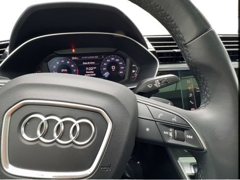 Used 2023 Audi Q3 2.0T Premium w/ Convenience Package AWD/4WD image 41