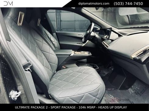 Used 2023 BMW iX xDrive50 w/ Ultimate Package 2 AWD/4WD image 20