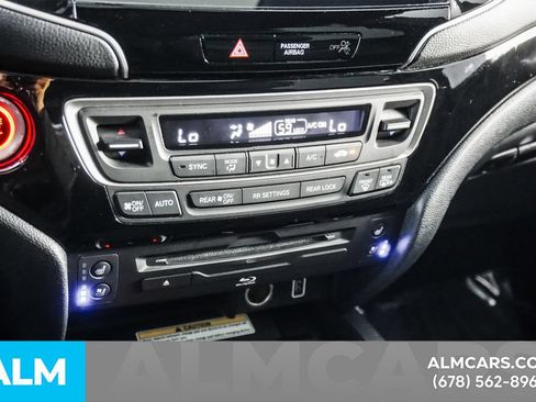 Used 2022 Honda Pilot Black Edition image 51