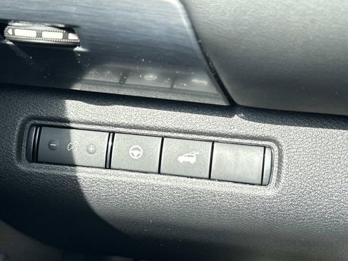 New 2026 Nissan Pathfinder Rock Creek AWD/4WD image 28