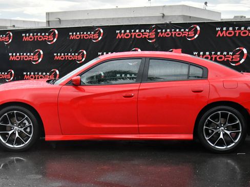 Used 2022 Dodge Charger GT image 4