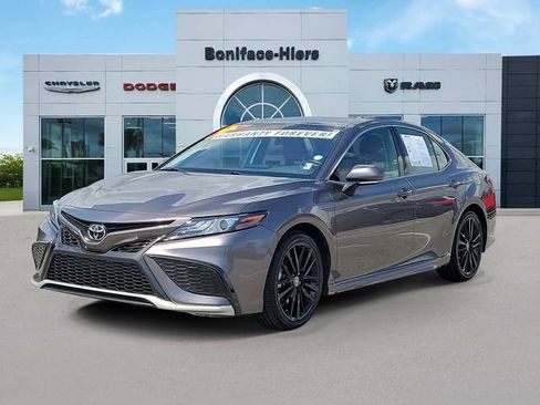 Used 2024 Toyota Camry XSE image 3