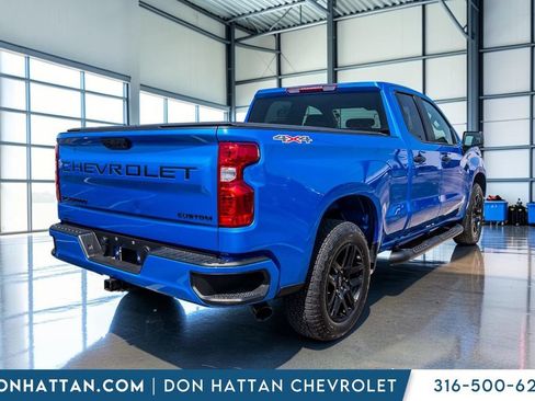 Used 2025 Chevrolet Silverado 1500 Custom w/ Turbomax Blackout Package AWD/4WD image 27