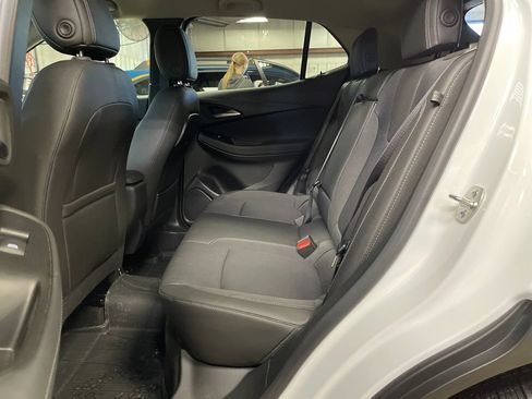 Used 2024 Buick Encore GX Preferred w/ Comfort Package AWD/4WD image 21