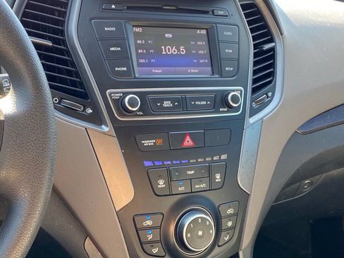 Used 2018 Hyundai Santa Fe Sport FWD image 8