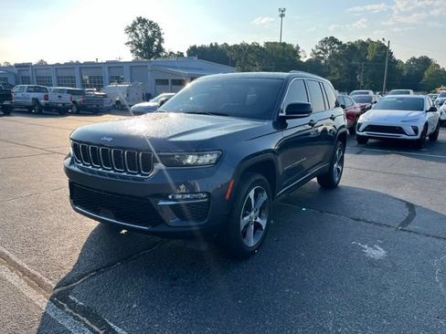 Used 2023 Jeep Grand Cherokee Limited RWD image 38
