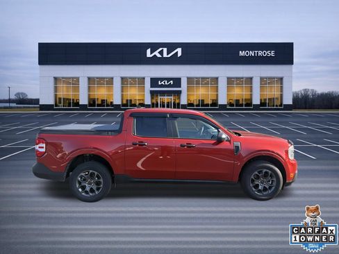 Used 2024 Ford Maverick XLT FWD image 4
