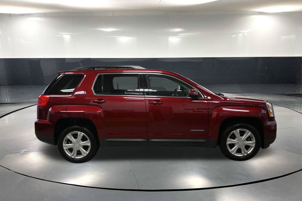 Used 2017 GMC Terrain SLE w/ Convenience Package AWD/4WD image 3