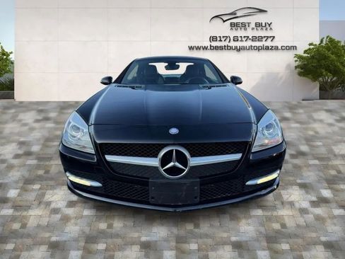 Used 2014 Mercedes-Benz SLK 250 image 2