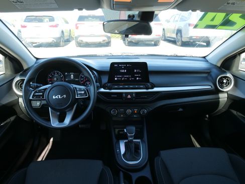 Used 2024 Kia Forte LXS image 17