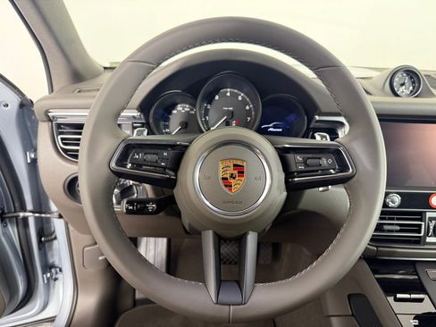 New 2026 Porsche Macan AWD/4WD image 25