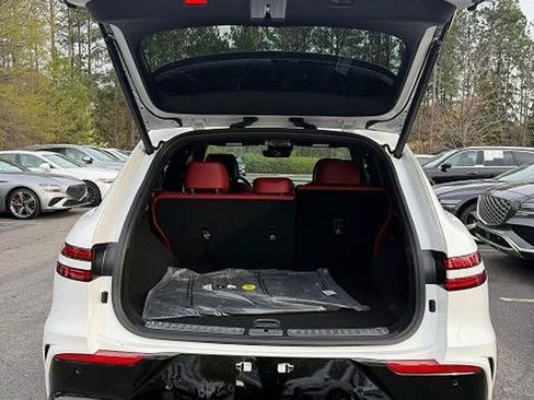 Used 2026 Genesis GV70 2.5T Sport Prestige image 11