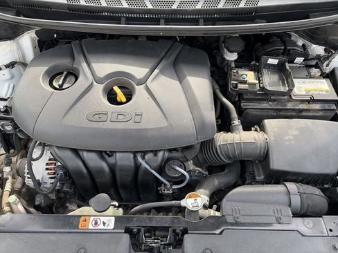 Used 2016 Kia Forte EX image 23