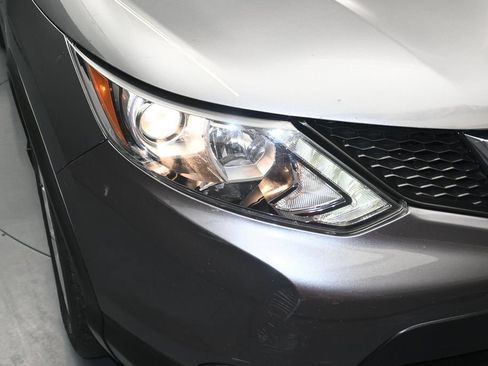 Used 2019 Nissan Rogue Sport SV AWD/4WD image 10