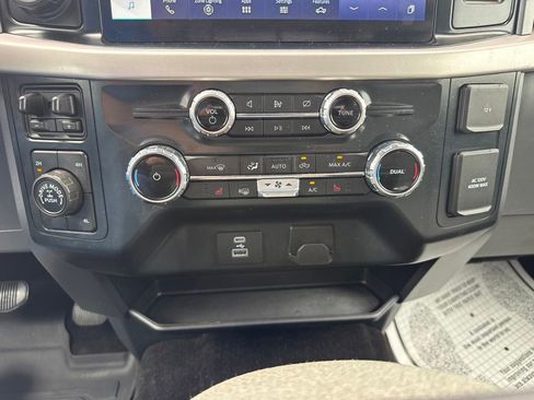 Used 2022 Ford F150 XLT w/ Equipment Group 302A High AWD/4WD image 31