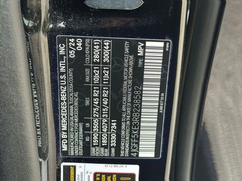 Used 2024 Mercedes-Benz GLS 450 4MATIC image 22