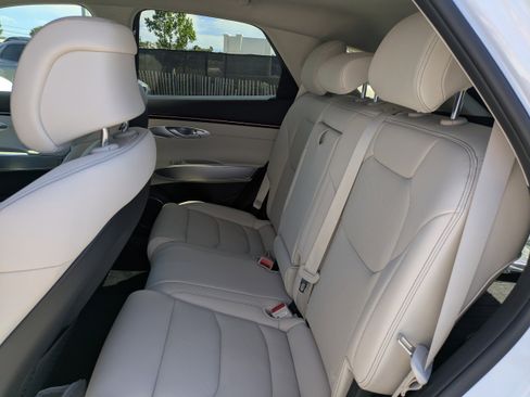 New 2026 Genesis GV70 2.5T Select image 15