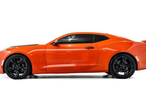 Used 2021 Chevrolet Camaro SS image 12