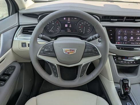 Used 2026 Cadillac XT5 Premium Luxury w/ Driver Assist Package FWD image 28
