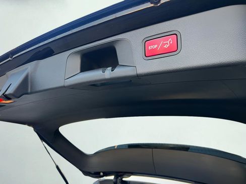 Used 2018 Mercedes-Benz GLC 300 GLC 300 image 24