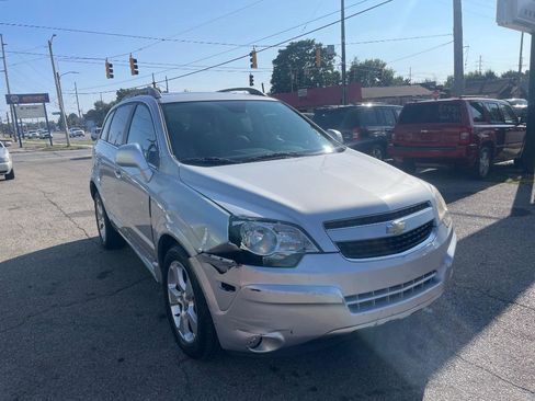 Used 2014 Chevrolet Captiva Sport LT w/ Convenience Package image 7
