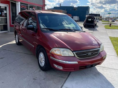 Used 2000 Ford Windstar SE image 2