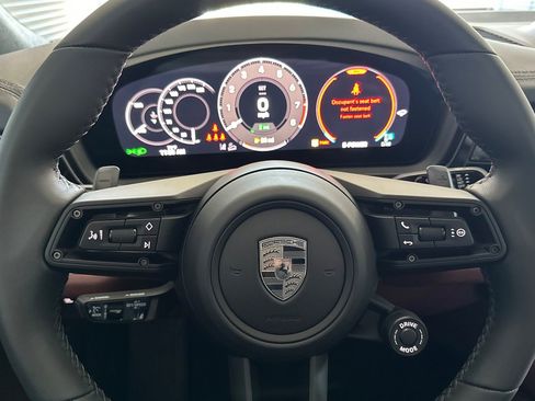 New 2025 Porsche Cayenne Turbo AWD/4WD image 30