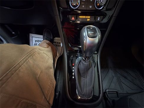 Certified 2022 Buick Encore Preferred w/ Safety Package image 20