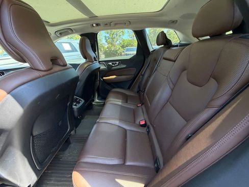 Used 2019 Volvo XC60 T6 Inscription w/ Protection Package Premier AWD/4WD image 5