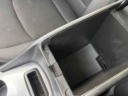 Used 2024 Chevrolet Malibu LT image 28