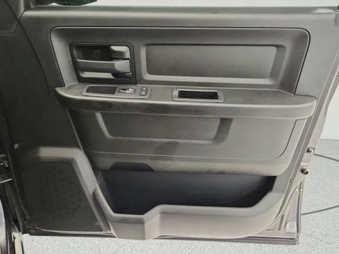 Used 2019 RAM 1500 Express AWD/4WD image 26