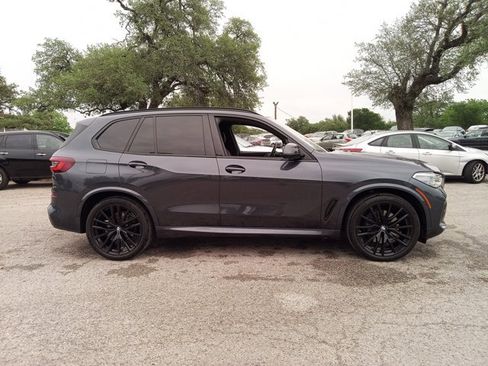 Used 2022 BMW X5 xDrive40i w/ M Sport Package image 5
