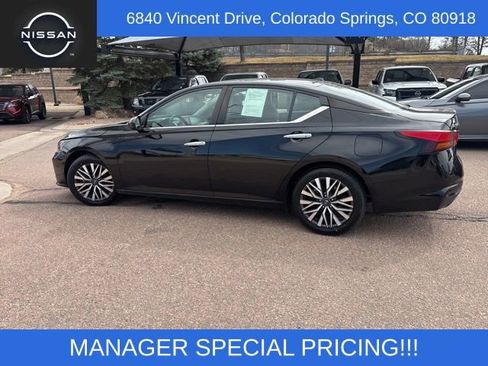 Used 2023 Nissan Altima 2.5 SV FWD image 6