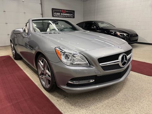 Used 2013 Mercedes-Benz SLK 250 image 6