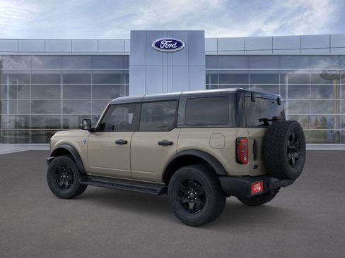 New 2025 Ford Bronco Outer Banks image 4