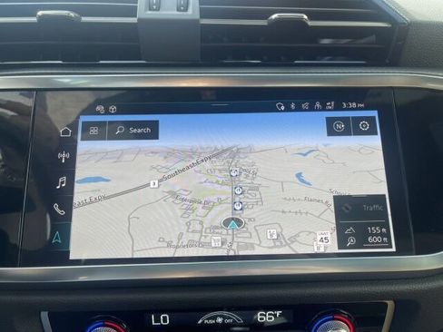 Used 2024 Audi Q3 2.0T Premium Plus w/ Premium Plus Package image 26