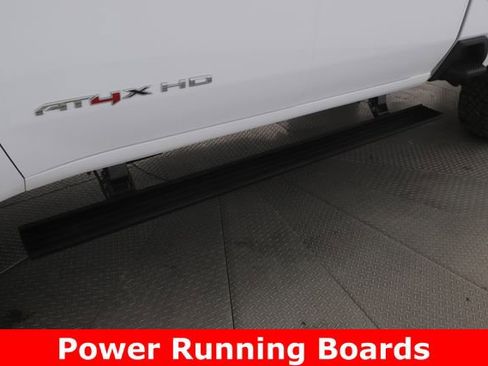 Used 2025 GMC Sierra 2500 AT4X image 16