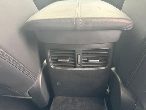 Used 2023 MAZDA CX-30 AWD 2.5 S w/ Preferred Package image 17